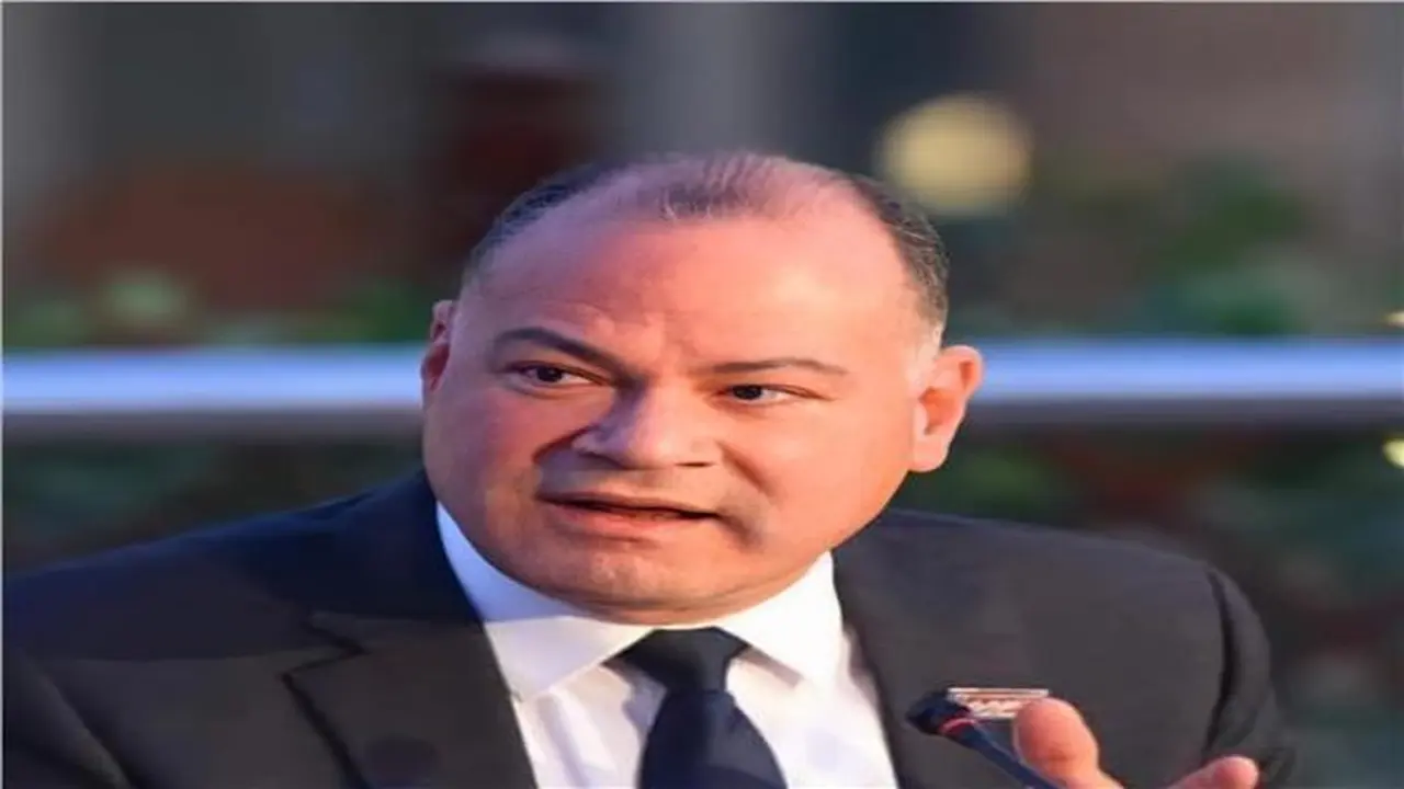 الديهي يهاجم نديم قطيش بسبب مواقفه من سياسة مصر الإقليمية الخارجية